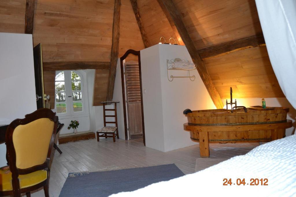 Bed and Breakfast Manoir De Belle-Noe Доль-де-Бретань Номер фото